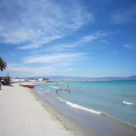 Poetto Lägenhet