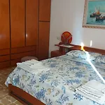 Poetto Lägenhet